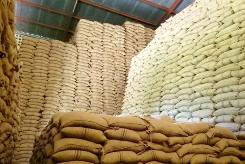 IFC offers US $1.9M support to Warehouse receipt system in Kenya IFC offers US $1.9M support to Warehouse receipt system in Kenya