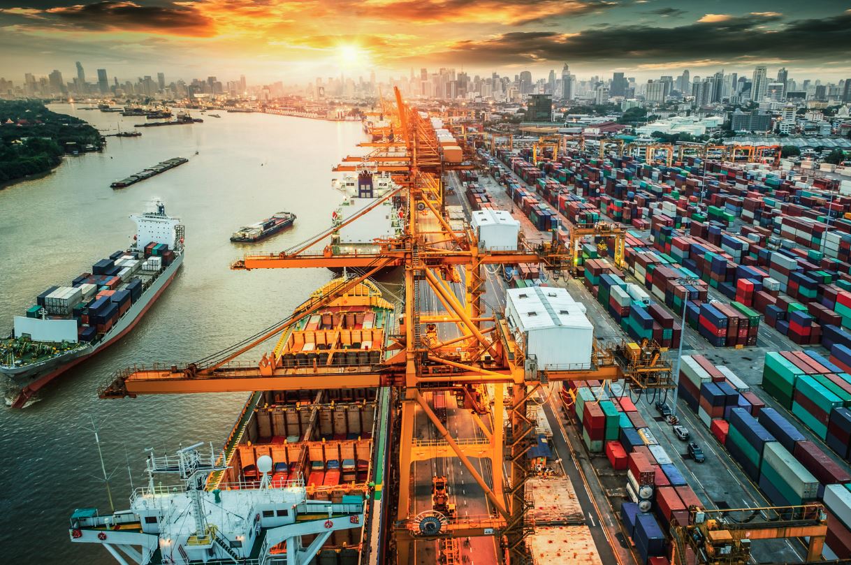 Maersk, Castlery sale 10 year ocean, logistics agreement Maersk, Castlery sale 10 year ocean, logistics agreement