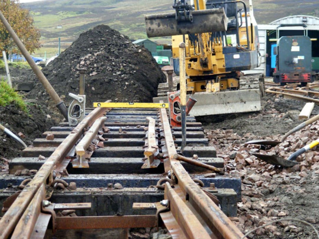 South Africa to opens rail network to private operators