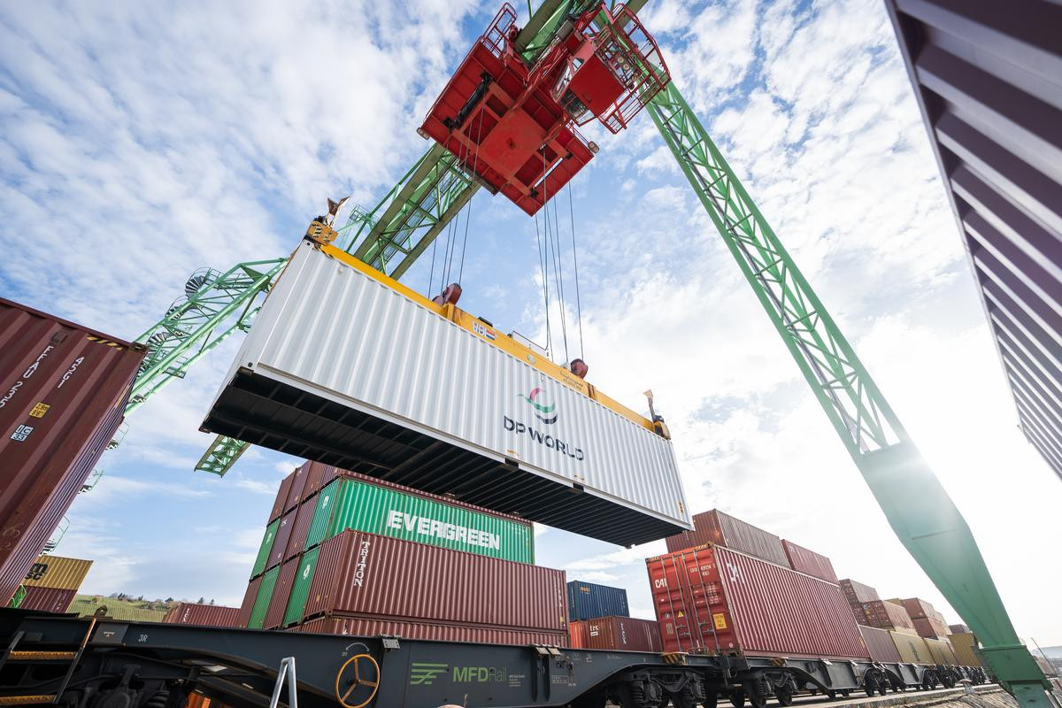 DP World launches digital port community system to boost Kenya’s trade efficiency DP World launches digital port community system to boost Kenya’s trade efficiency